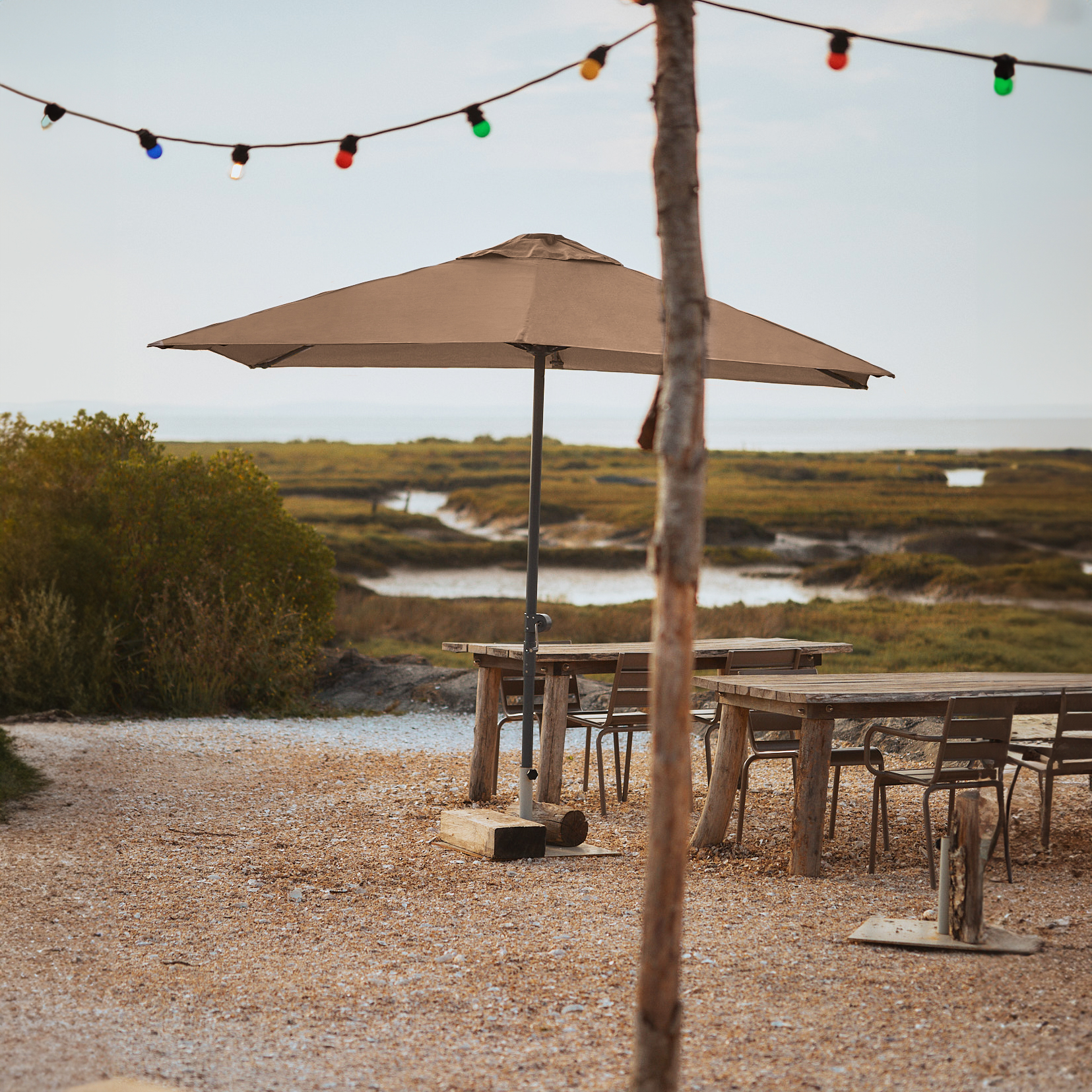 Commercial outdoor hotel parasol