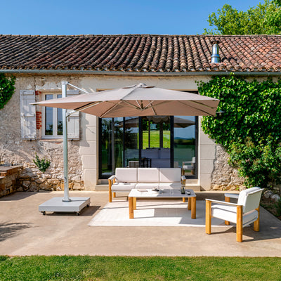 Grécale wheeled base for cantilever parasol