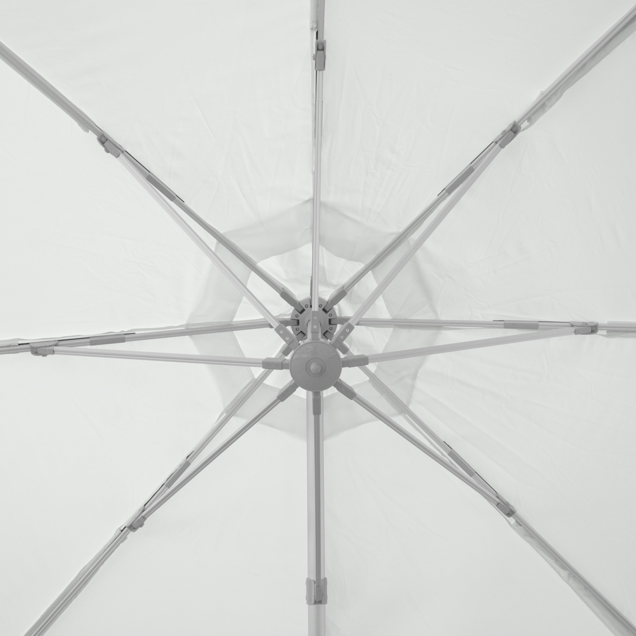 Windproof cantilever parasol Mistral Ø3.30m - Silver grey frame finish