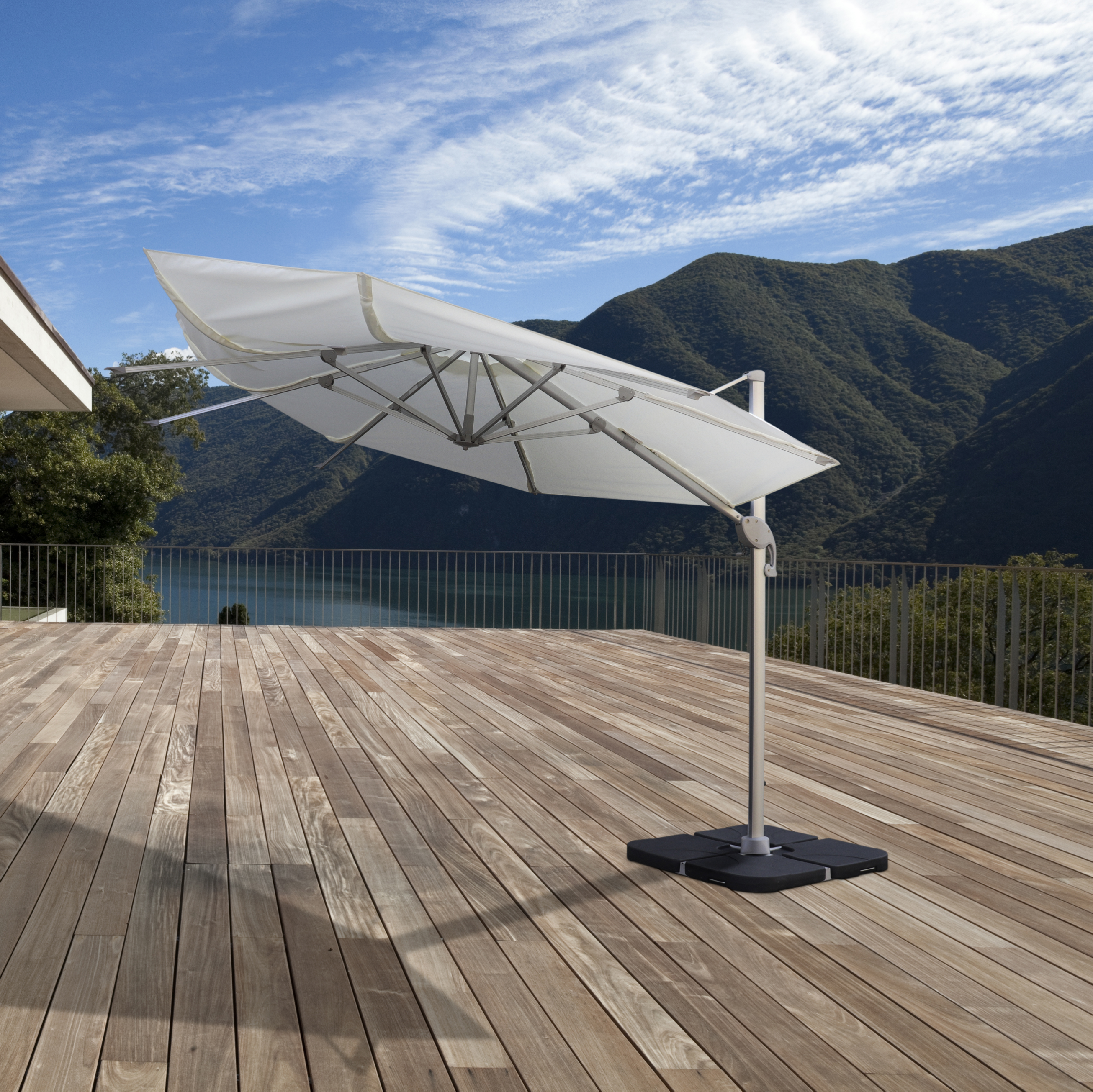 Windproof cantilever parasol Mistral Ø3.30m - Silver grey frame finish